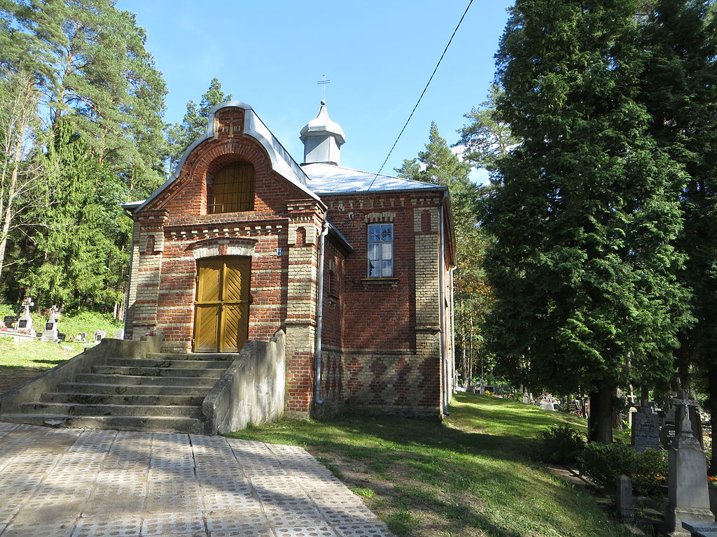 Pieniądze na remont zabytkowej kaplicy na prawosławnym cmentarzu w Supraślu