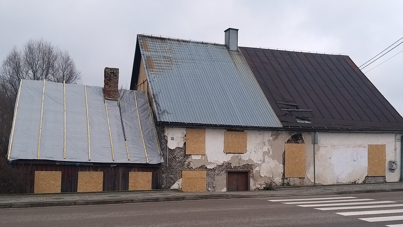 Są szanse na odbudowę zabytkowej synagogi w centrum Puńska