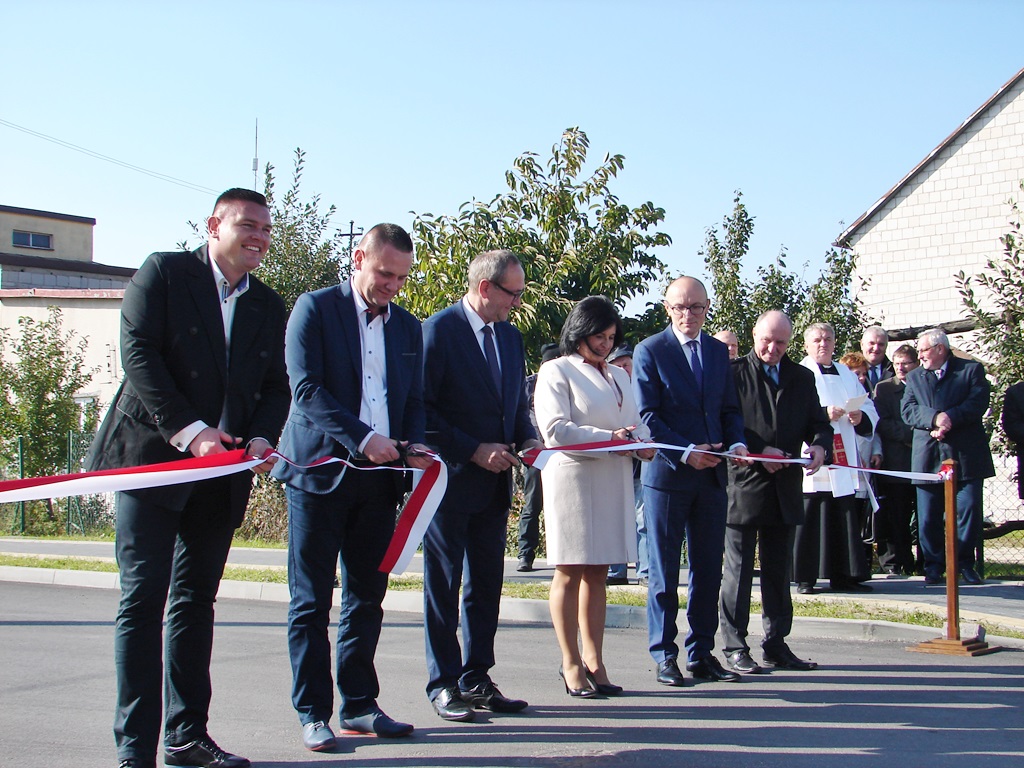Oficjalne oddanie do użytku pięciu dróg w gminie Czyżew
