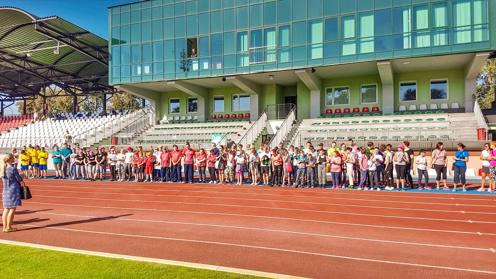 Niepełnosprawni biorą udział w mityngu lekkoatletycznym w Łomży