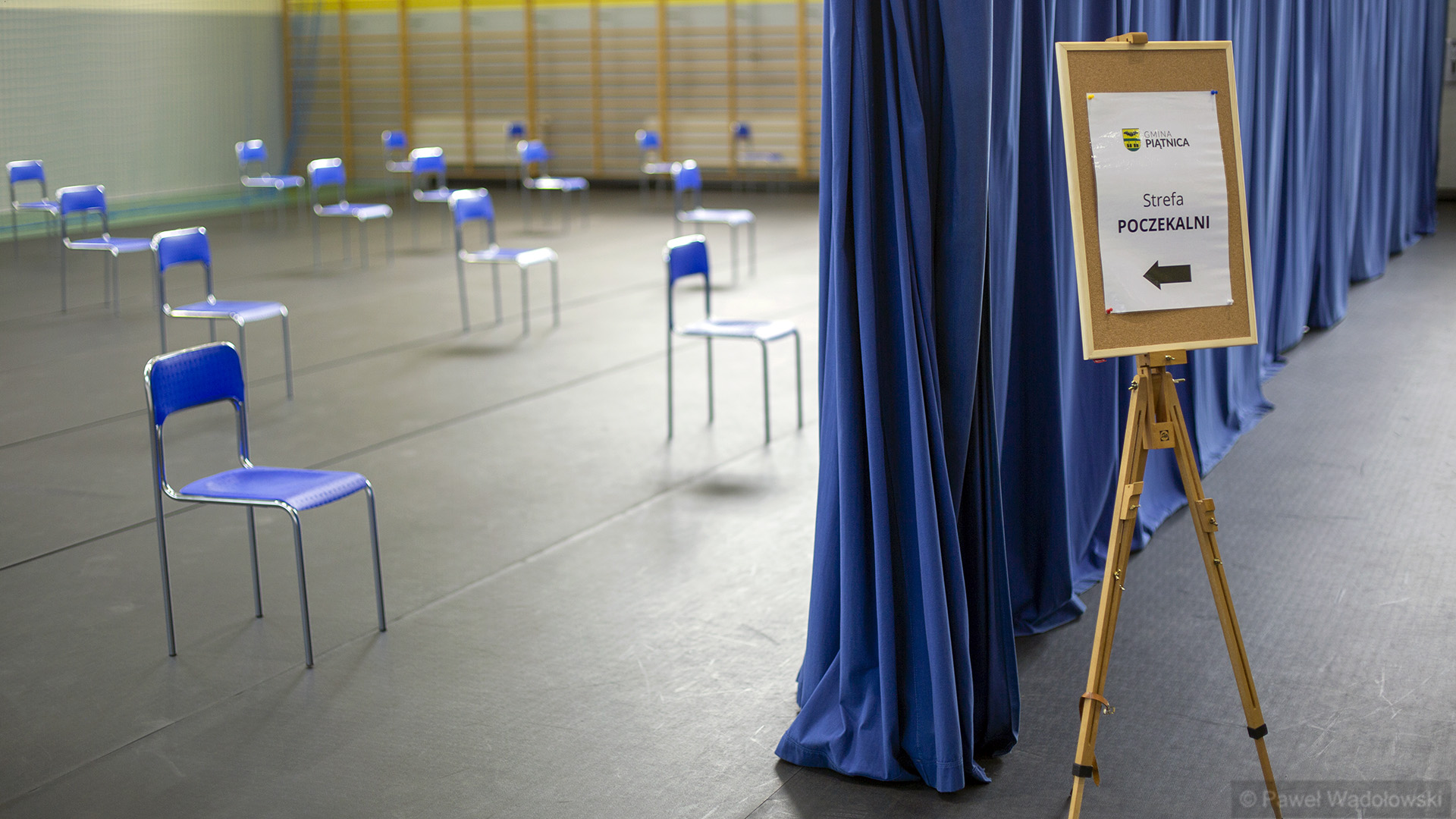 Można zapisywać się na szczepienia przeciw COVID-19 w Hali Sportowej w Piątnicy