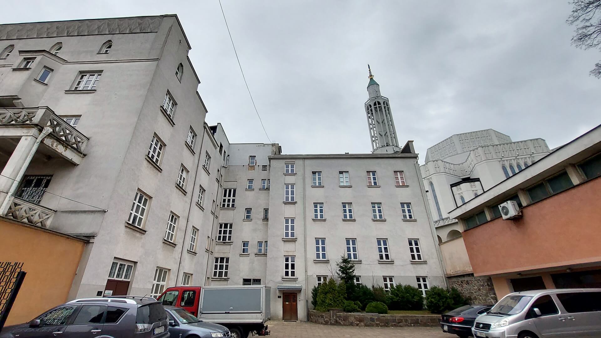 Jest zgoda - przy plebanii kościoła św. Rocha w Białymstoku będzie mogła powstać winda