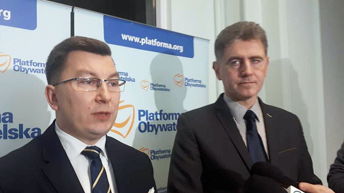 Przewodniczący sejmiku: najbezpieczniejszym wyjściem ponowny wybór zarządu