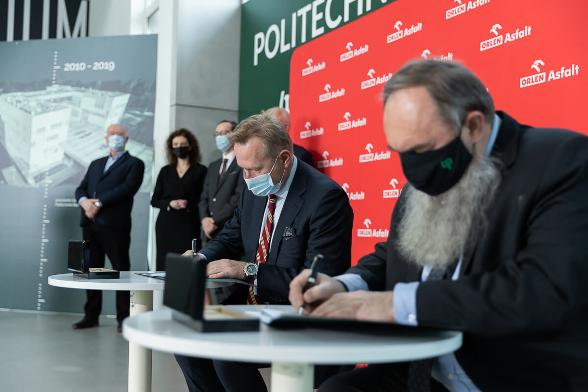 Politechnika Białostocka będzie współpracowała ze spółką Orlen Asfalt