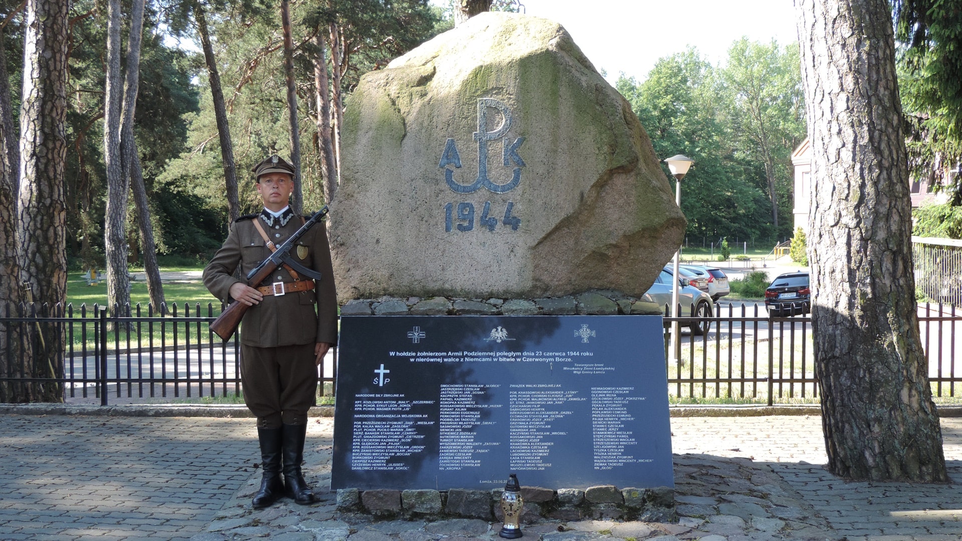 Uroczystości upamiętniające 77. rocznicę bitwy w Czerwonym Borze