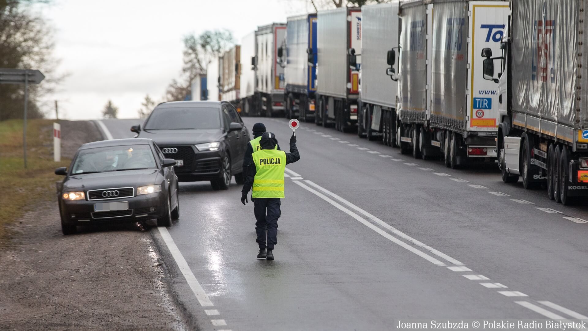 Zamknięte przejście graniczne w Kuźnicy [zdjęcia, wideo]