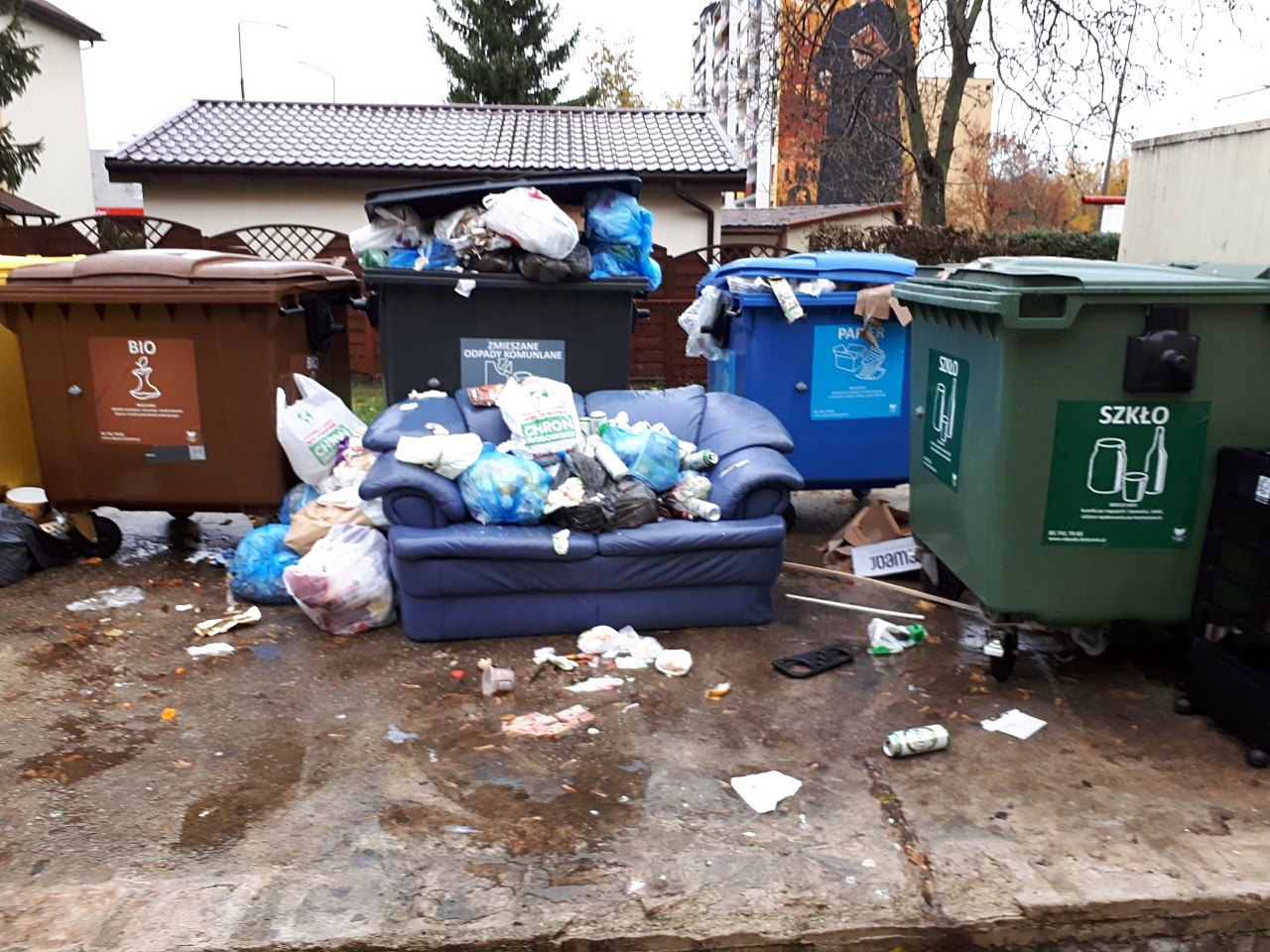 Problemy z segregacją śmieci na niektórych białostockich osiedlach