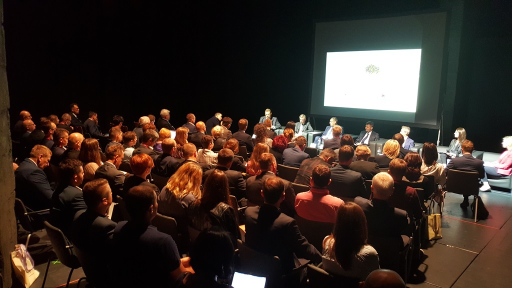 Specjaliści: chcący założyć własną firmę muszą być do tego przygotowani