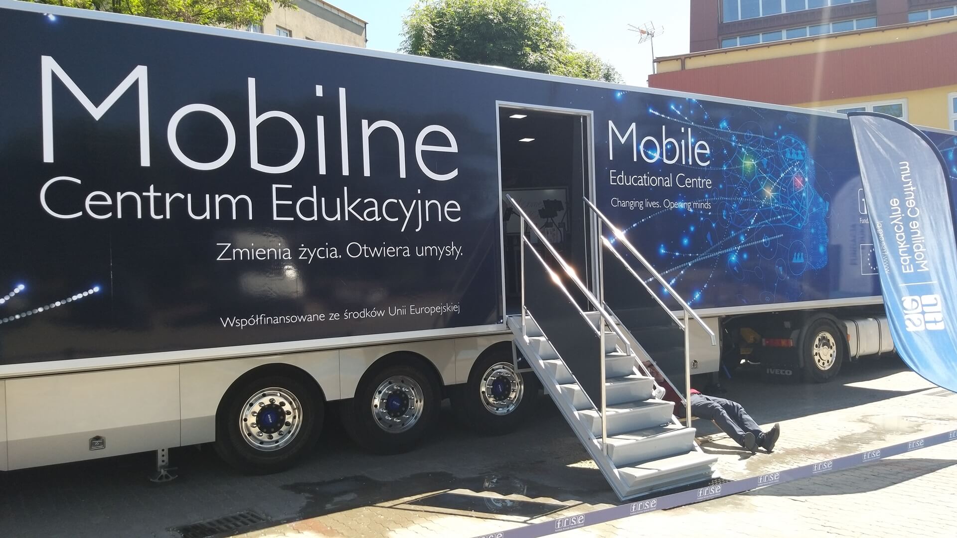 Grupa niepełnosprawnych uczniów z Chorwacji, Portugalii i Wielkiej Brytanii gości w ZS nr 16 w Białymstoku