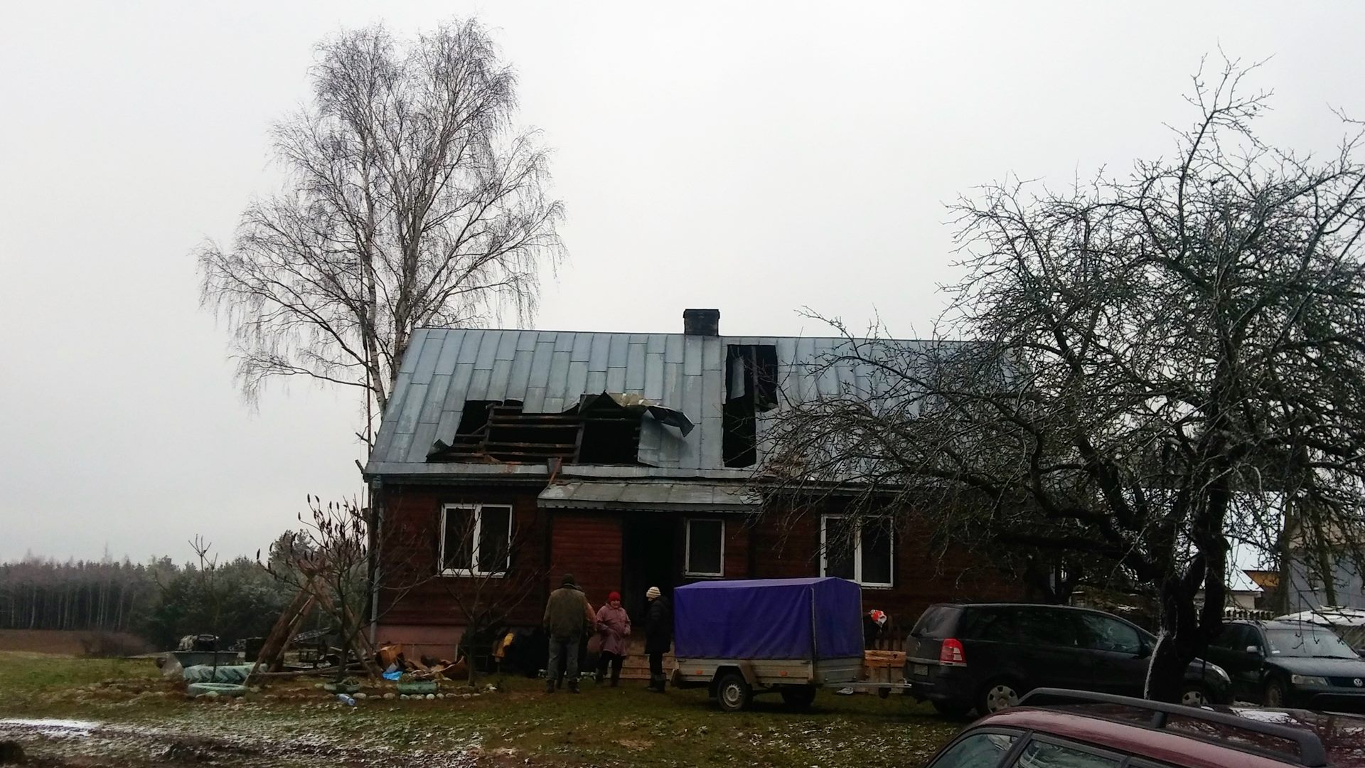 Stracili dach nad głową, ale cudem uniknęli śmierci