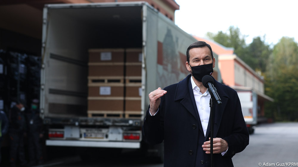 Premier: w magazynach jest jeszcze ponad 2 tys. respiratorów