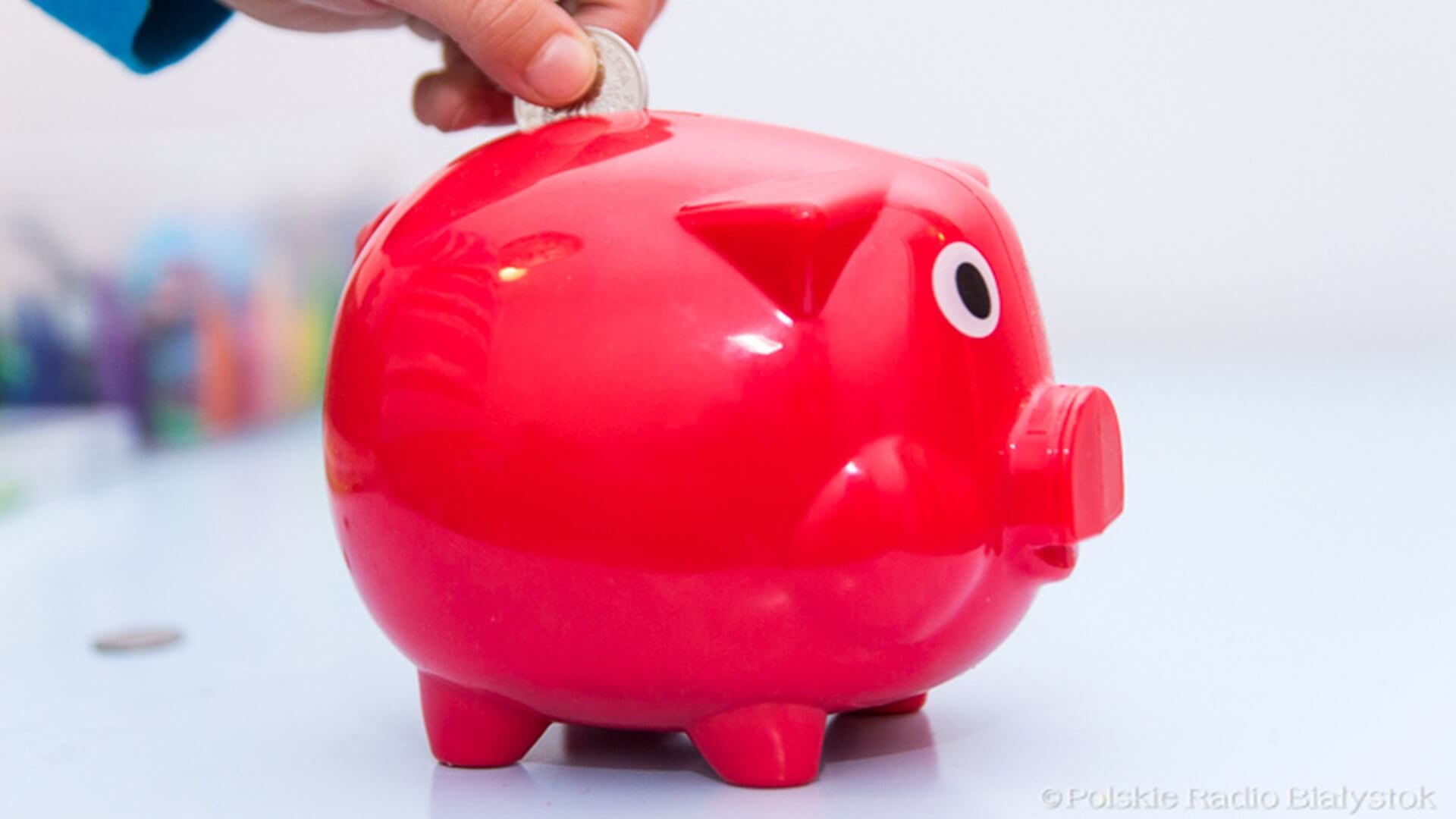 62 proc. Polaków ma oszczędności, by przetrwać po utracie pracy na skutek koronawirusa