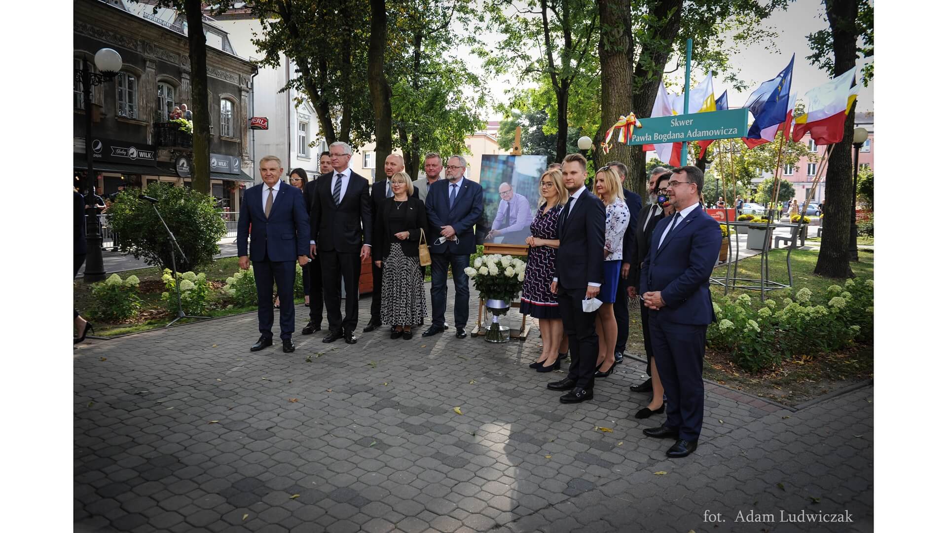 Białystok uczcił byłego prezydenta Gdańska - odsłonięto skwer im. Pawła Adamowicza