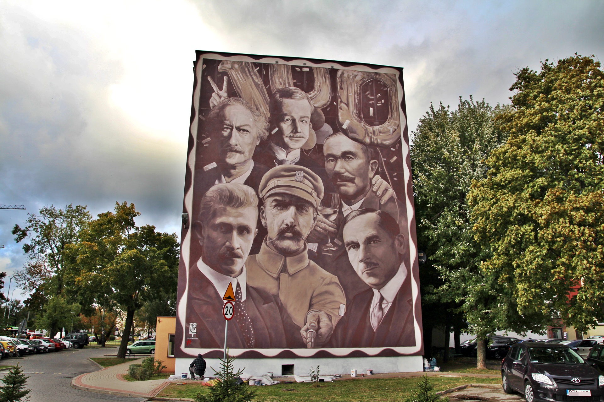 W Białymstoku oficjalnie odsłonięto mural "Selfie Niepodległości"