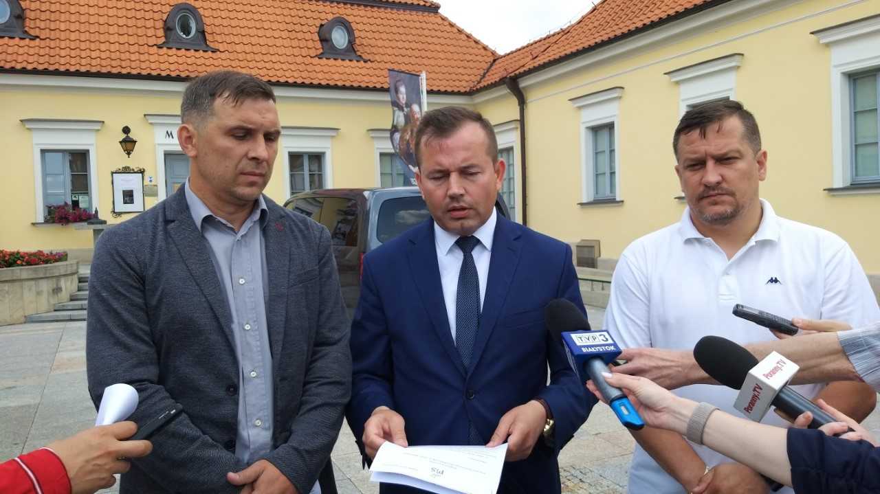 Białostoccy radni PiS nie wezmą udziału w nadaniu honorowego obywatelstwa Pawłowi Adamowiczowi