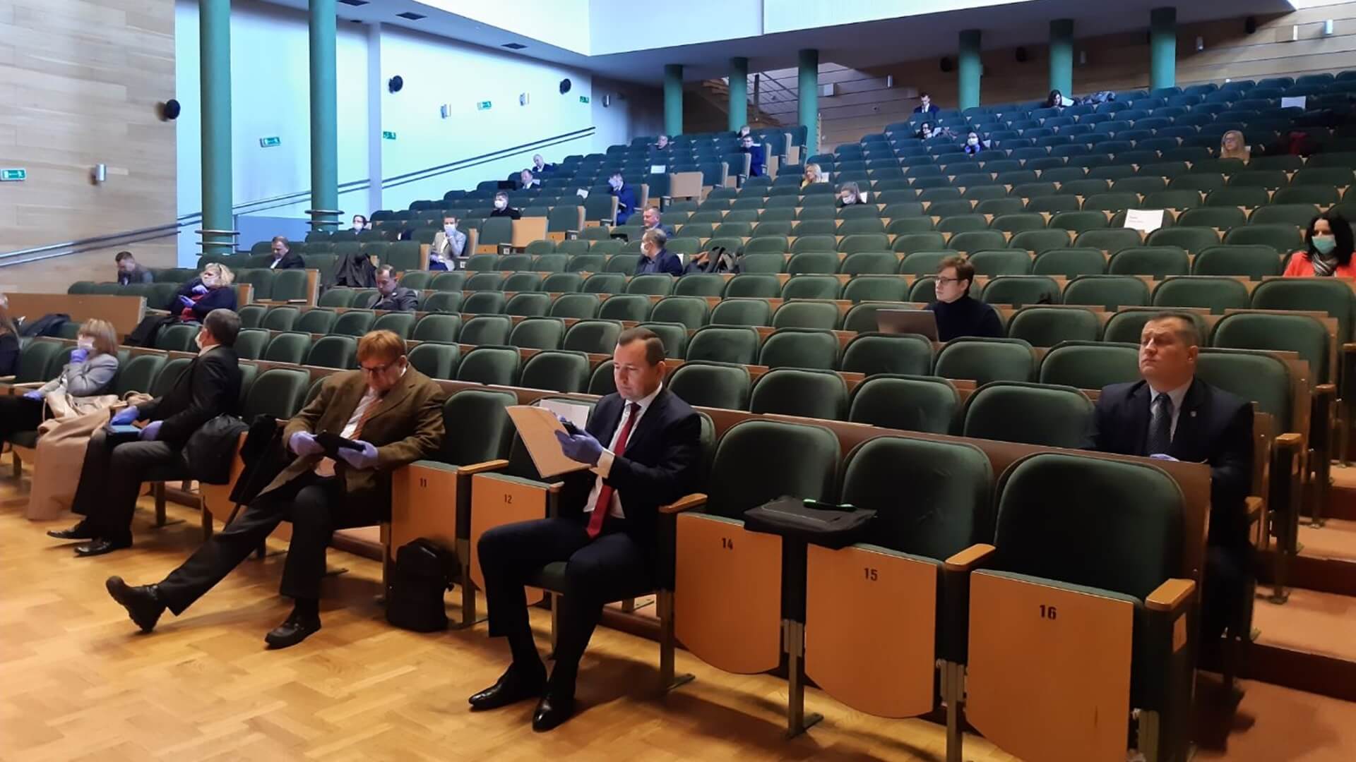 Na dużej sali i w maseczkach - Sesja Rady Miasta Białegostoku