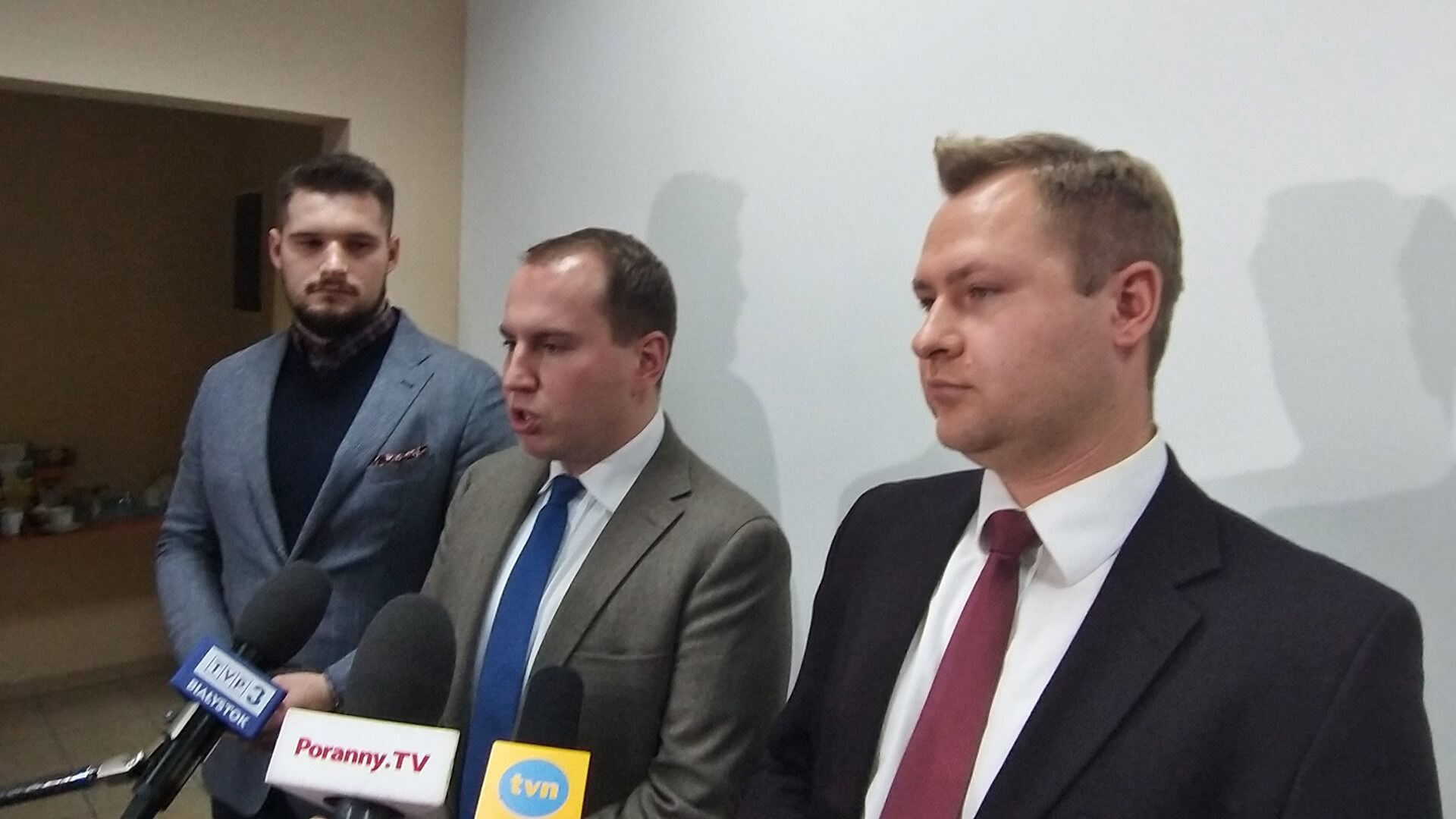 Poseł Adam Andruszkiewicz krytykuje plany podwyżek cen biletów w Białymstoku