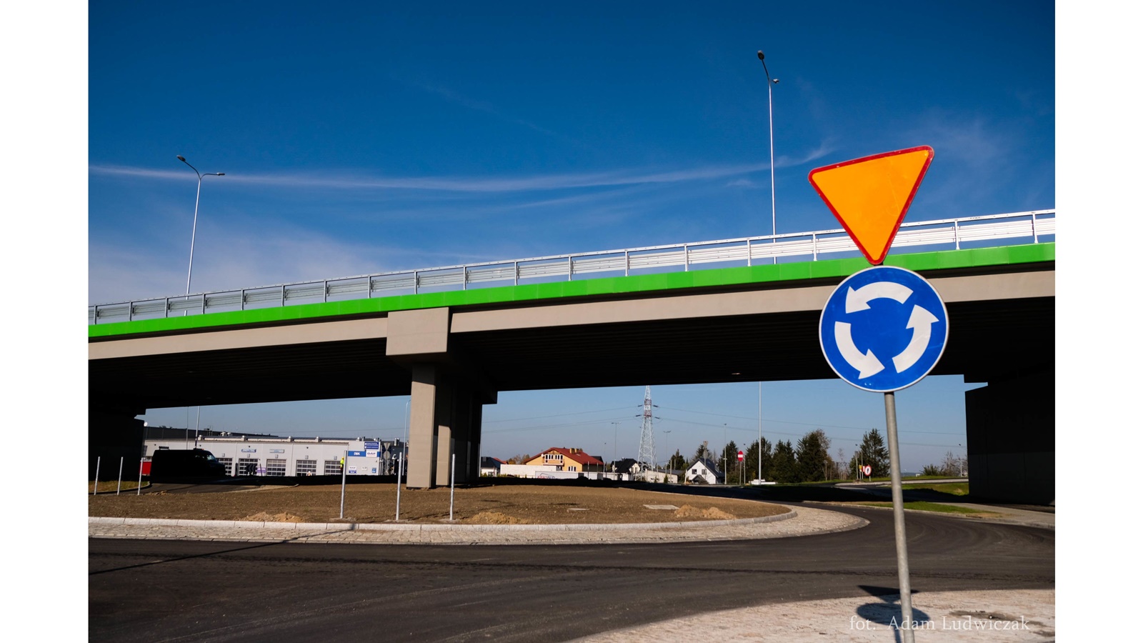 Budowa węzła drogowego w Porosłach zakończona, ale nadal są objazdy