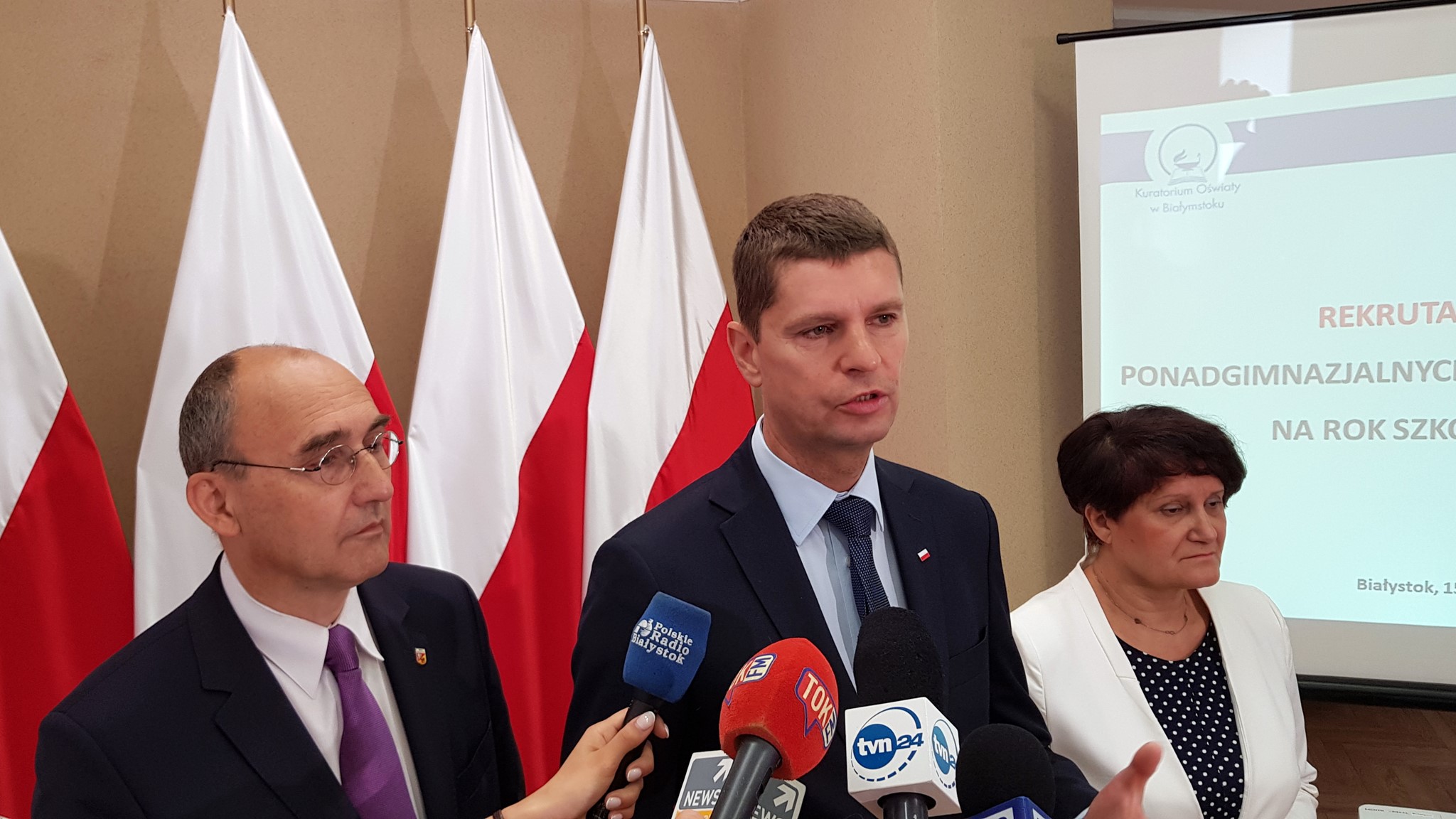 Nie widzimy poważniejszego problemu z rekrutacją do szkół - twierdzi minister edukacji