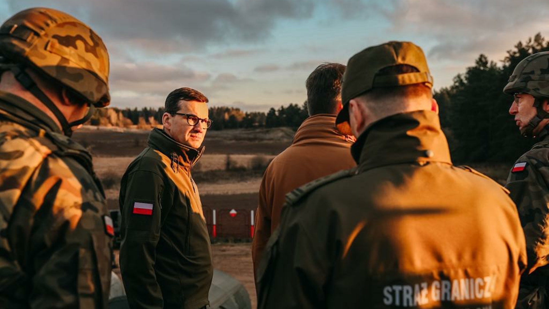 Premier odwiedził żołnierzy i funkcjonariuszy strzegących wschodniej granicy