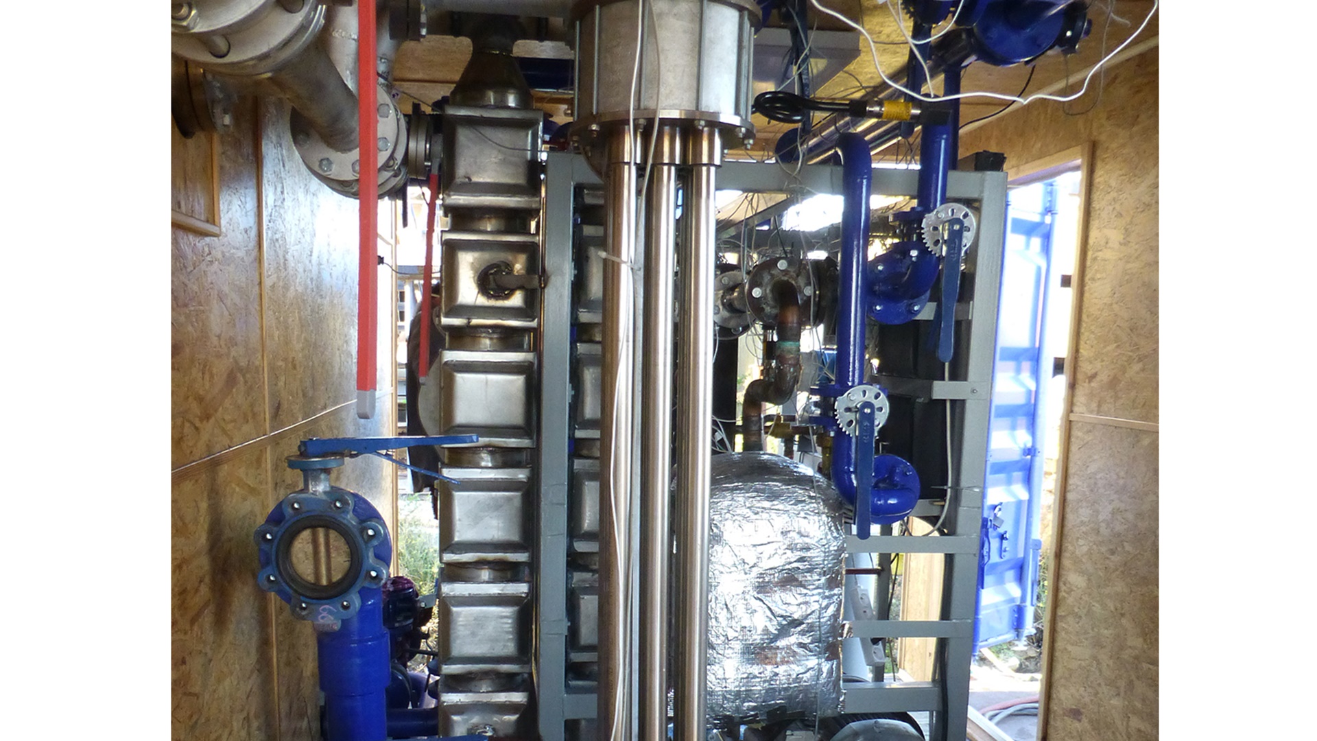 Politechnika Białostocka pracuje nad innowacyjnym urządzeniem do oczyszczania spalin