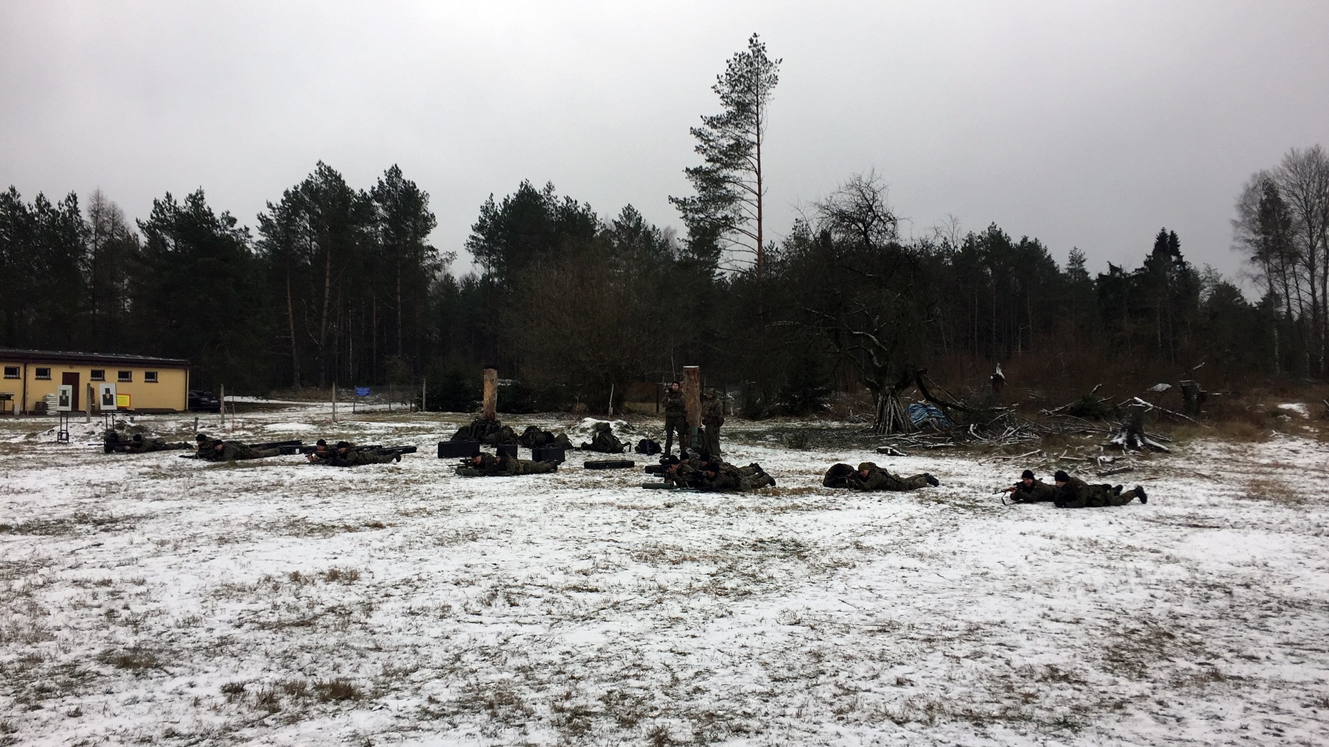 Podlascy terytorialsi ćwiczą na poligonie - to ich ostatnie takie zajęcia w tym roku