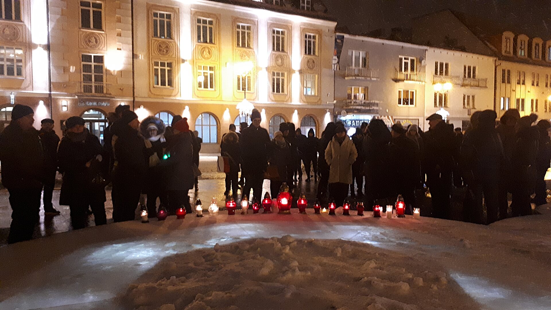 W Białymstoku odbył się milczący wiec poświęcony pamięci prezydenta Gdańska