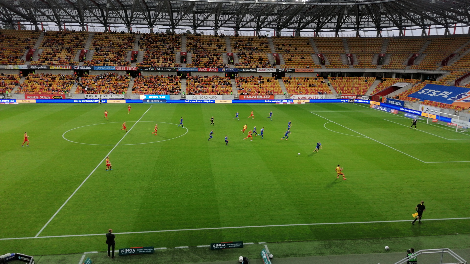 Jagiellonia podejmuje beniaminka ligi - transmisja meczu na naszej antenie