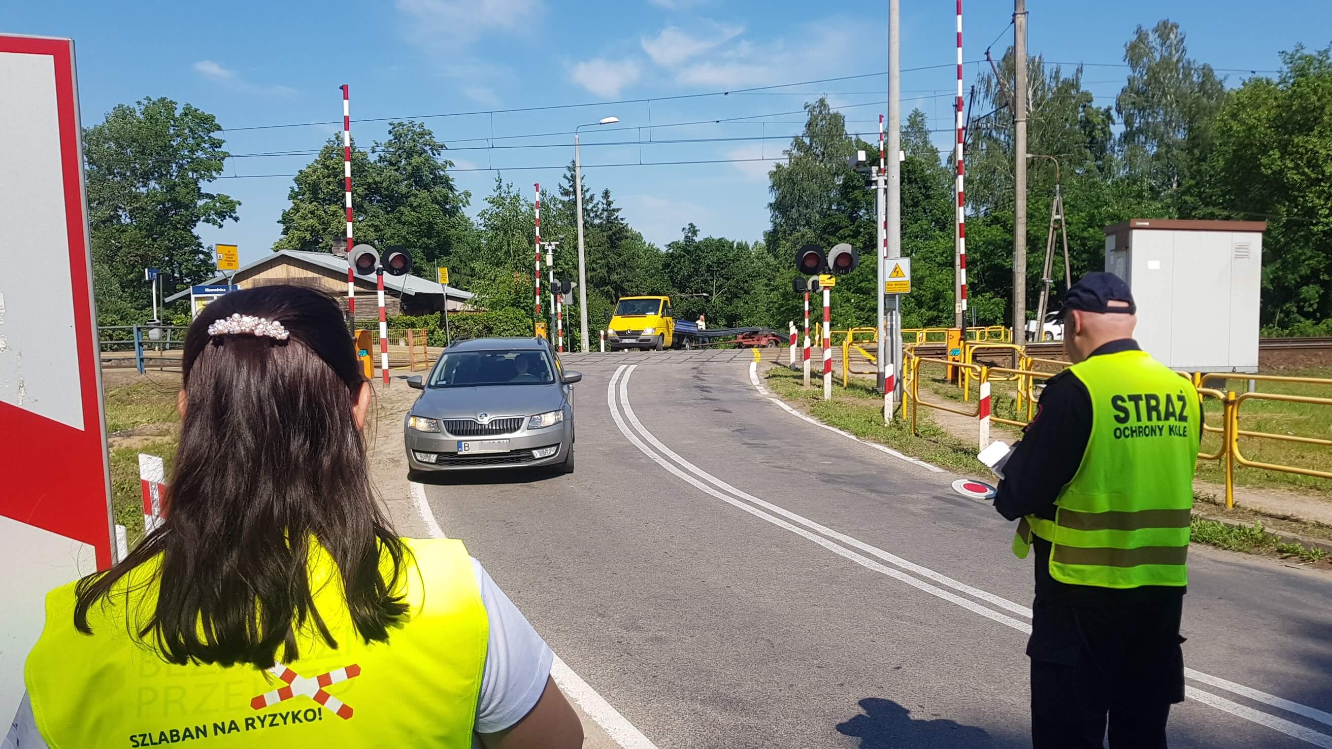 Bezpieczny przejazd - ogólnopolska akcja kolejarzy, m.in. w Hajnówce