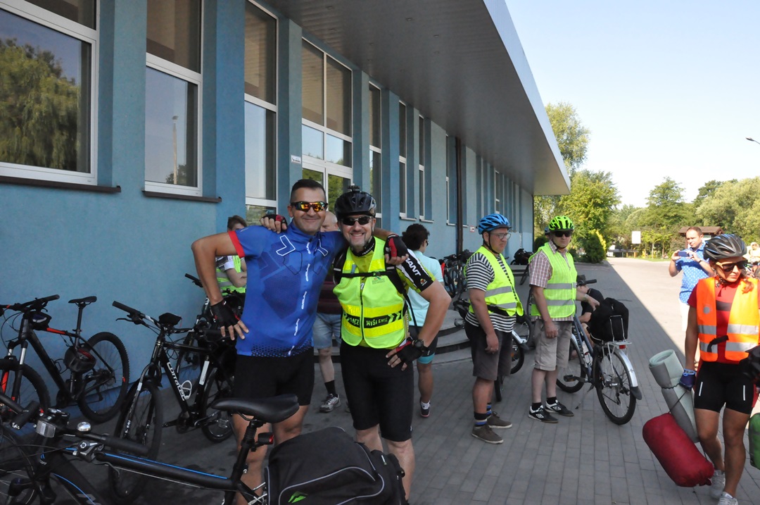 Wyruszyła rowerowa pielgrzymka OSiR On Tour Suwałki-Wilno "Cztery Strony Świata"