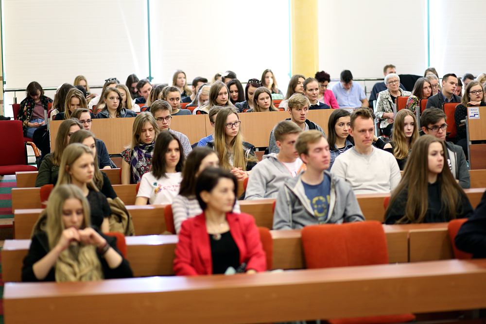 Rusyfikacja to jedno z największych zagrożeń - debata o Polakach na byłych Kresach