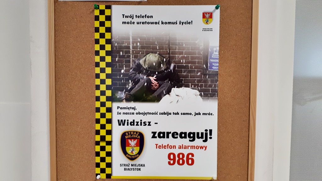 Nie bądźmy obojętni wobec bezdomnych – apelują podlascy policjanci i strażnicy miejscy