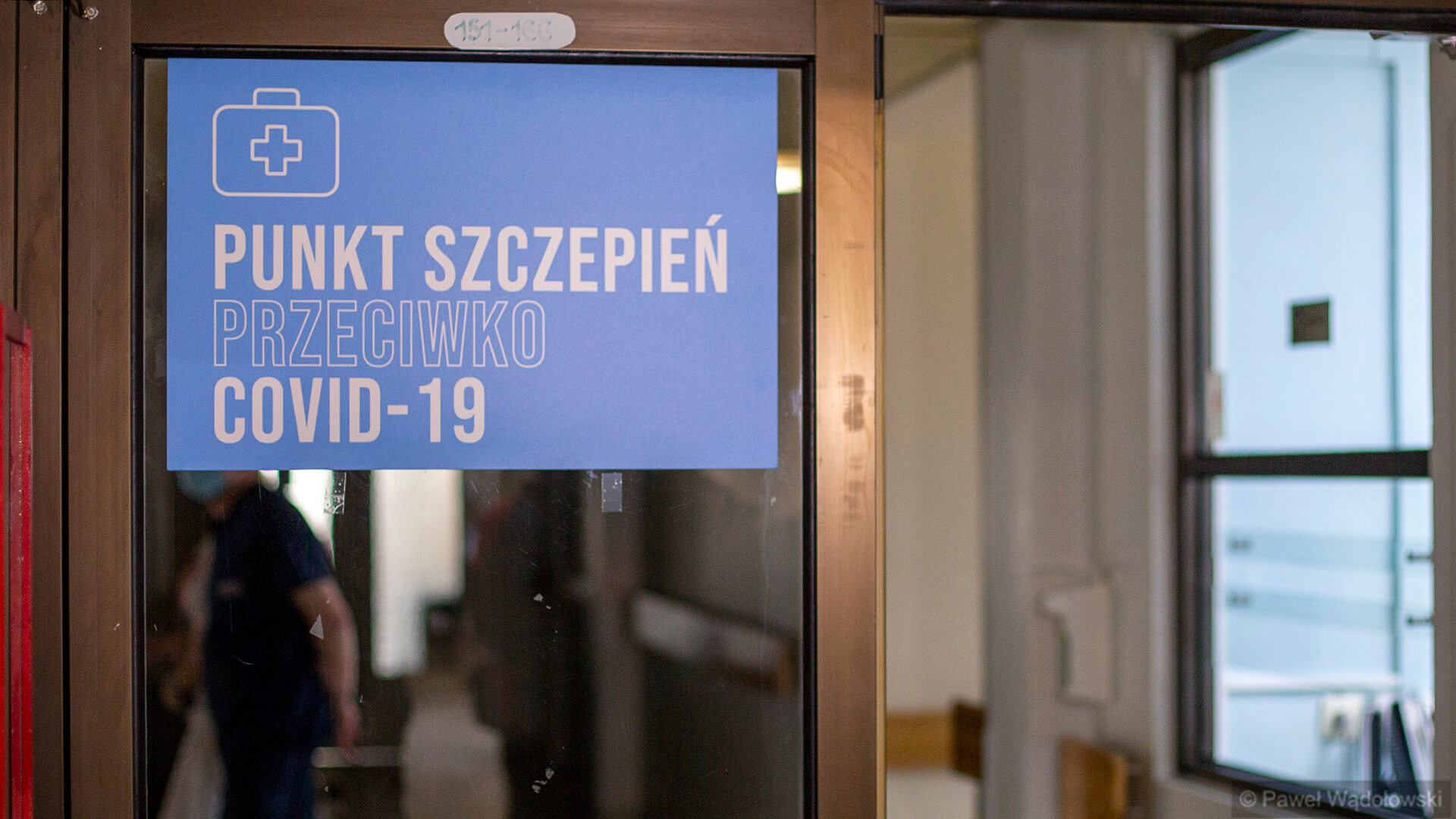 Niedzielski: rektor WUM pośrednio potwierdził swą obecność tam, gdzie wykonywano szczepienia