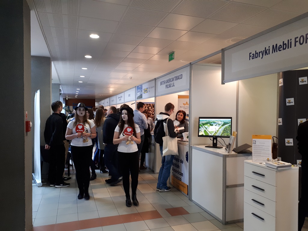 Targi pracy na Politechnice Białostockiej – wiele ofert zatrudnienia w jednym miejscu