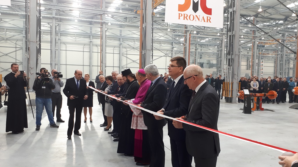 Producent maszyn rolniczych i komunalnych Pronar otwiera fabrykę w Hajnówce