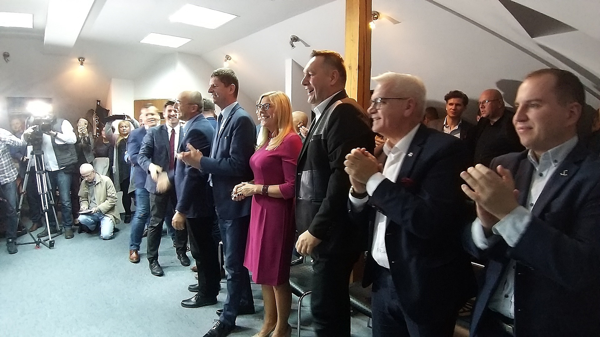 Prawo i Sprawiedliwość wygrywa wybory parlamentarne - miażdżąca przewaga PiS w Podlaskiem