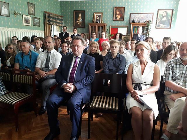 Wiersze, eseje i artykuły - uczniowie pisali m.in. o Zbrodni Katyńskiej i Obławie Augustowskiej