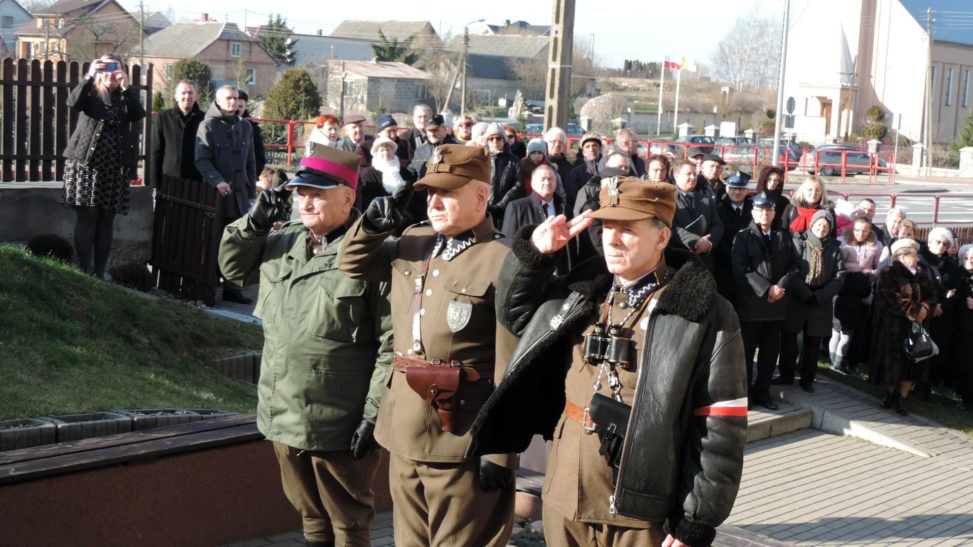 Uroczystości w Podgórzu k. Łomży upamiętniające wywiezionych na Syberię