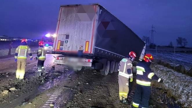 Jedna osoba zginęła w wypadku drogowym, do jakiego doszło na obwodnicy Augustowa w okolicach Janówki