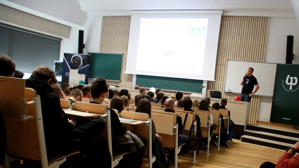 Na białostockich uczelniach publicznych są jeszcze wolne miejsca - trwają nabory uzupełniające