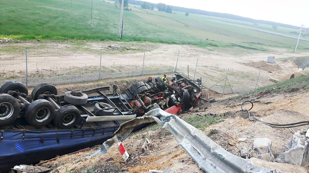 Jedna osoba ranna w wypadku na trasie Białystok - Zambrów
