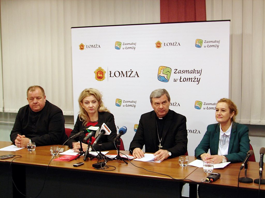 W Łomży przez dwa dni rozmawiają o problemach alkoholowych - konferencja "Ku trzeźwości narodu"