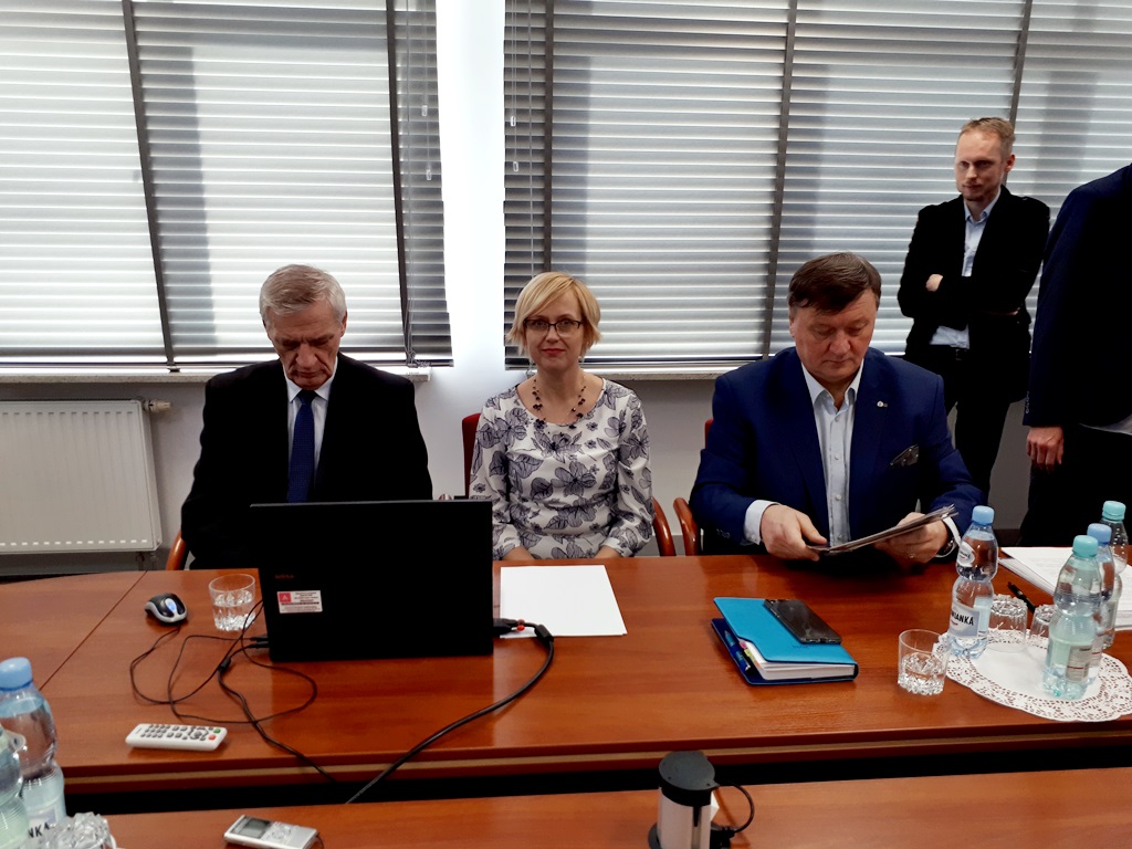 Dwa szpitale w Podlaskiem w trudnej sytuacji finansowej - potrzebne im są kredyty