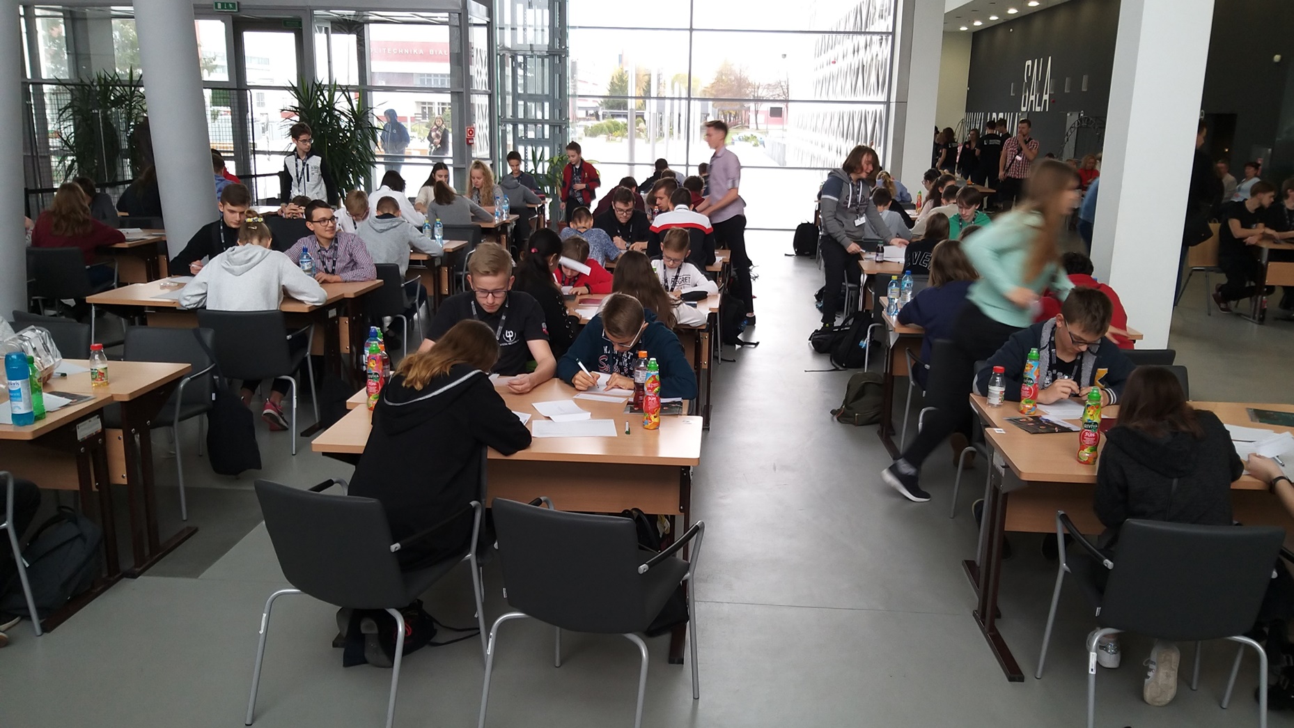 Uczniowie z Białegostoku najlepsi w ogólnopolskim konkursie matematycznym Náboj