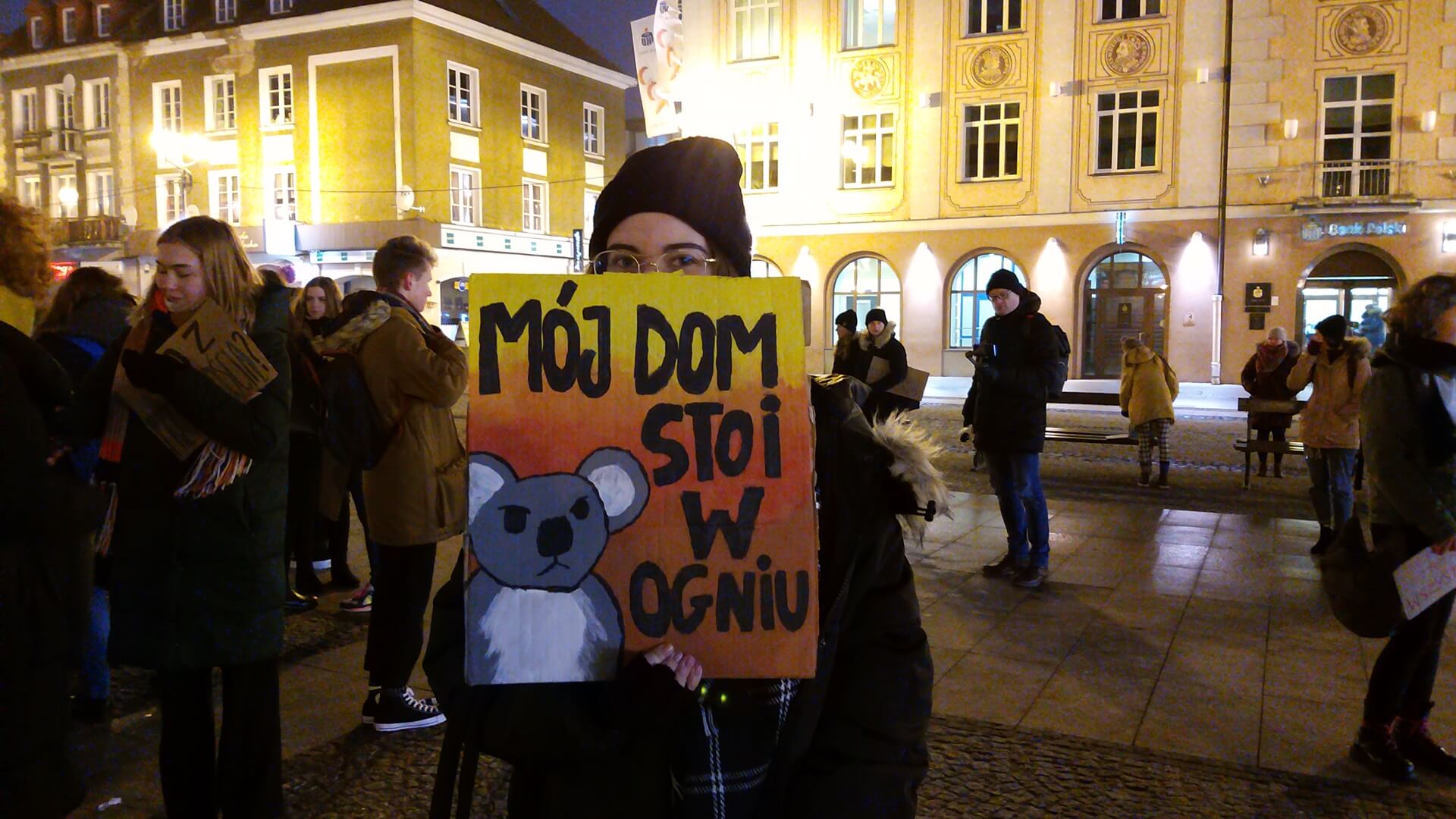 Białystok solidarny z Australią - manifestacja w centrum miasta