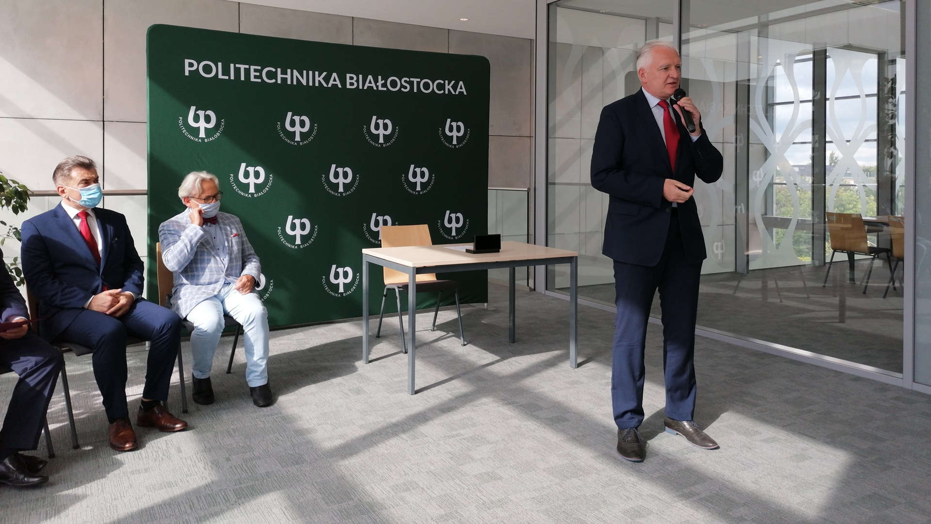 Jarosław Gowin: będą podwyżki dla nauczycieli i pracowników uczelni
