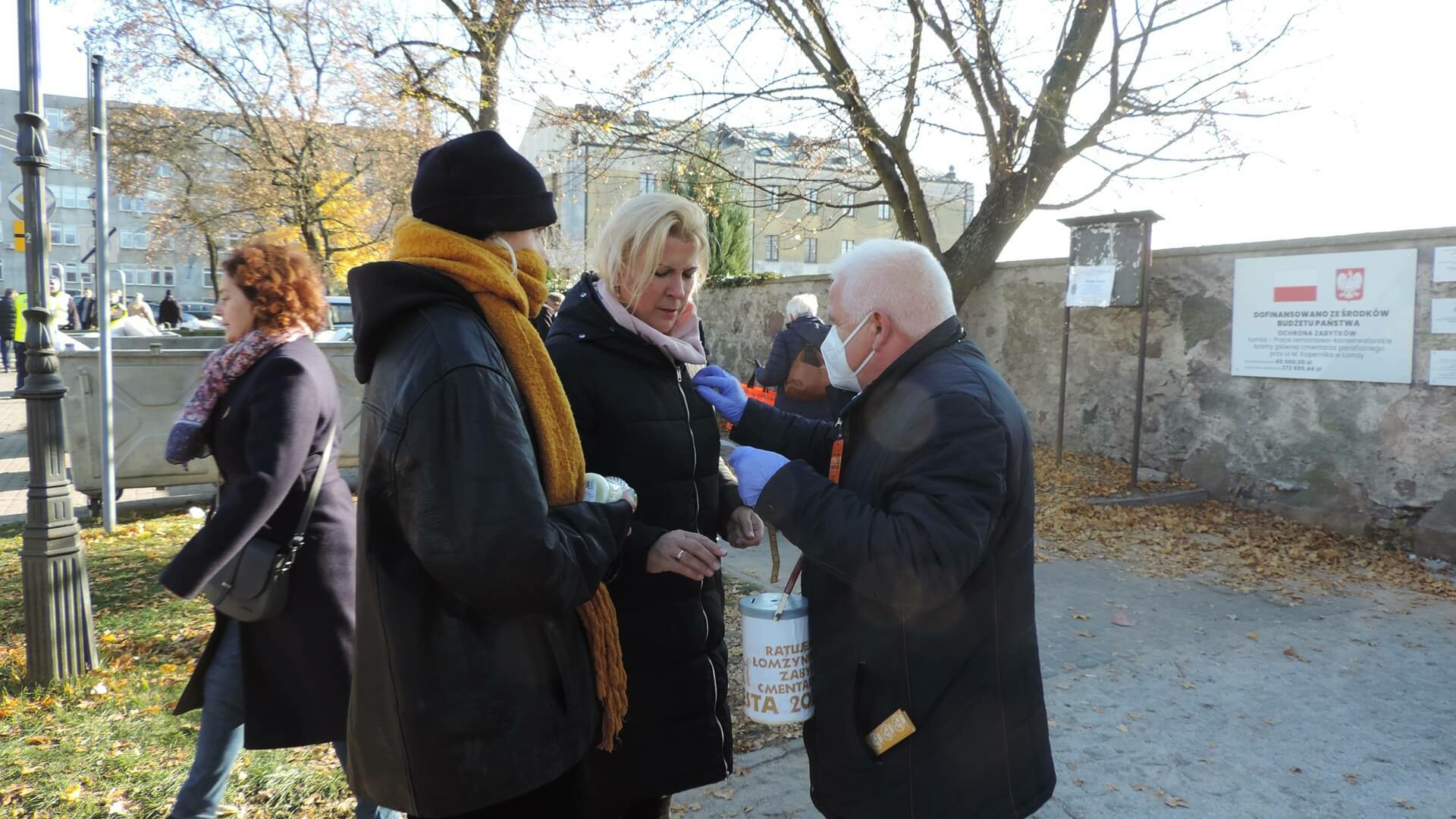 Kwesty na cmentarzach w Podlaskiem [zdjęcia]
