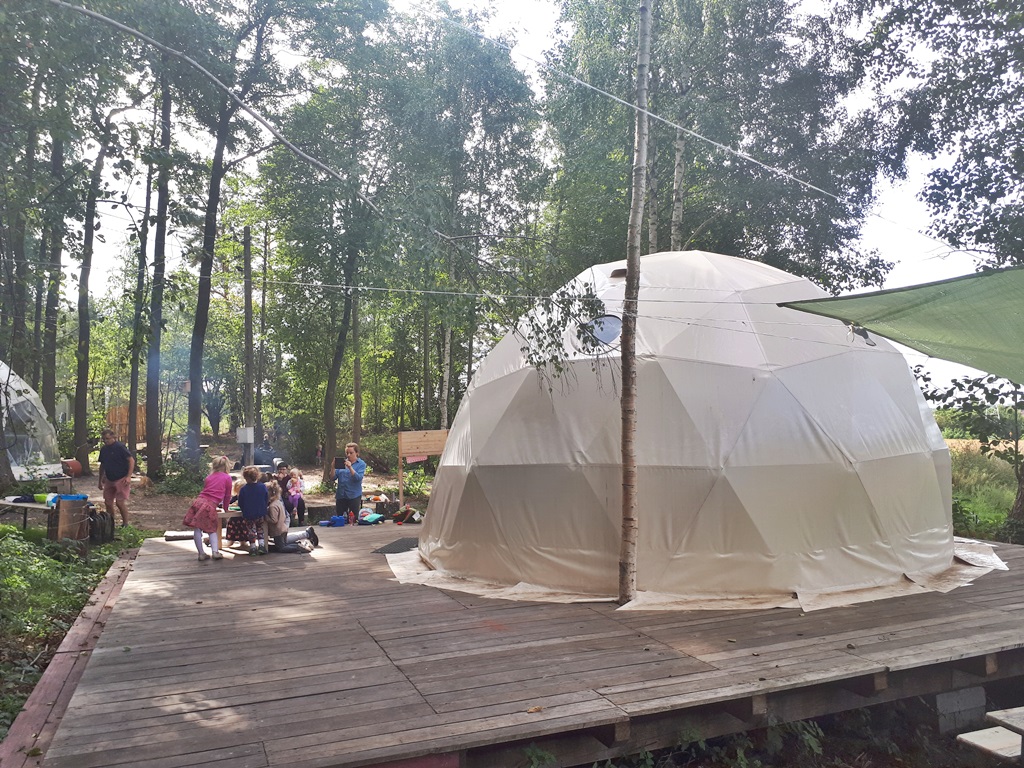 Pół miliona złotych na leśną szkołę niedaleko Białegostoku