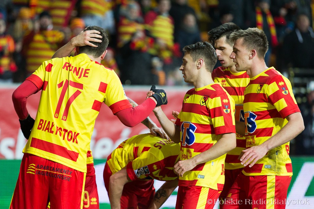 Jagiellonia umocniła się na pozycji wicelidera po meczu z Cracovią
