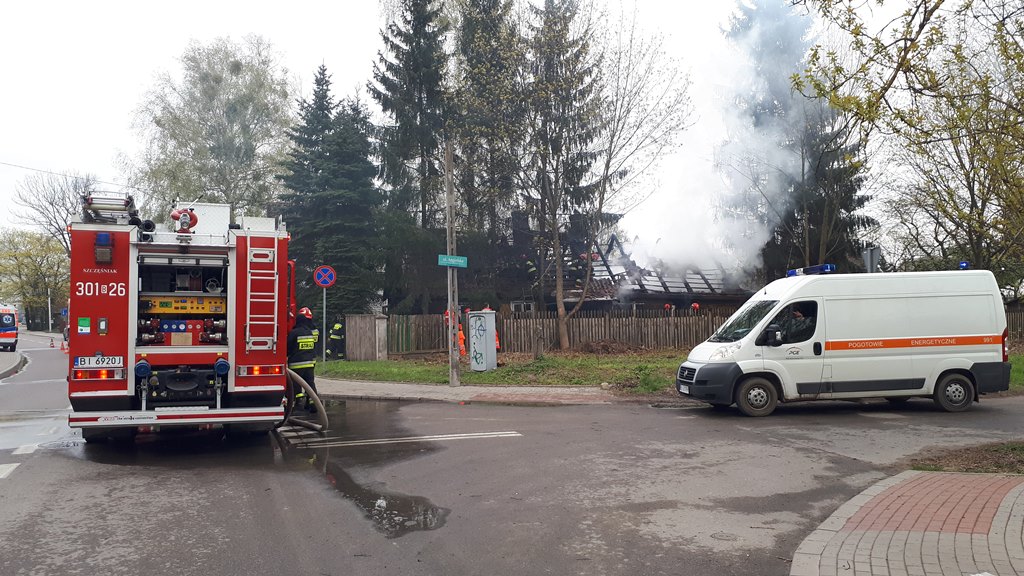 Nikt nie zostanie ukarany za podpalenia drewnianych domów w Białymstoku – policja umorzyła postępowania